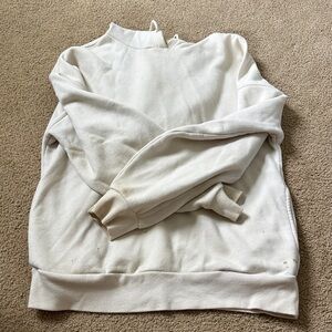 Universal Thread Cream Sweatshirt